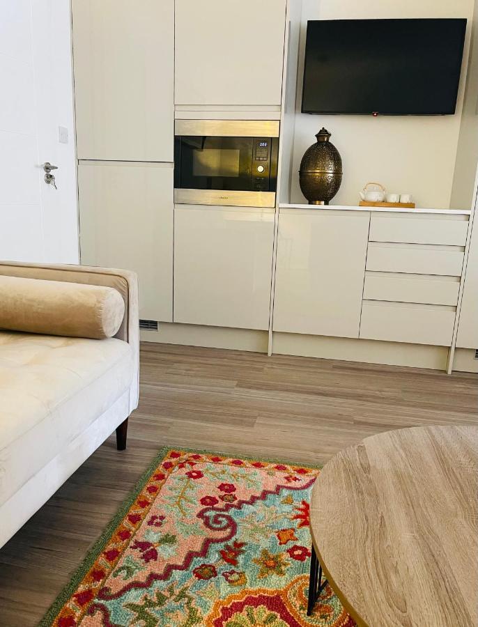 Riverside Premium Double Room Garden View E14 伦敦 外观 照片